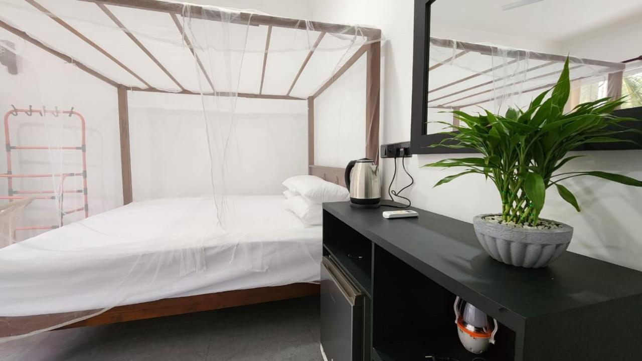 E Seven House Bed & Breakfast Dikwella Ngoại thất bức ảnh