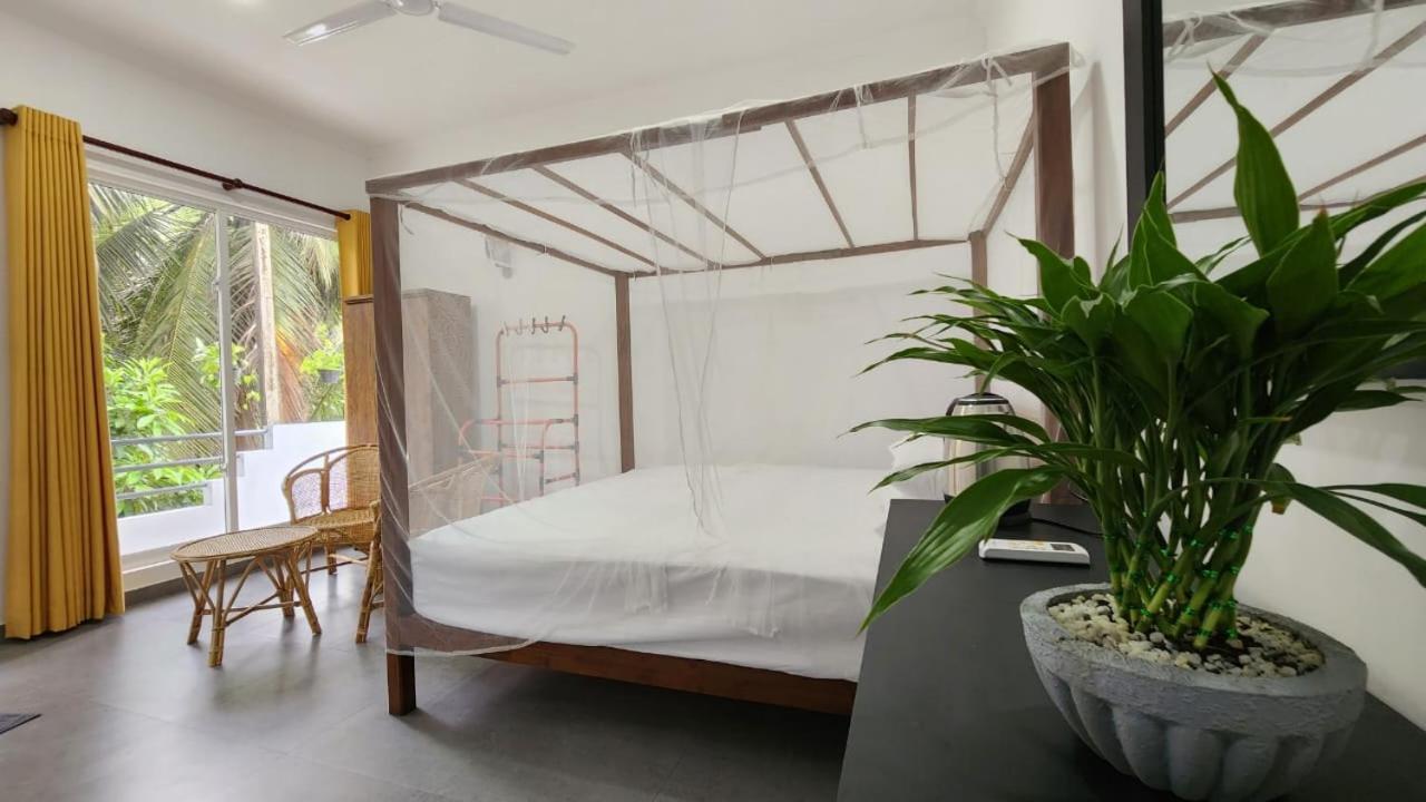 E Seven House Bed & Breakfast Dikwella Ngoại thất bức ảnh